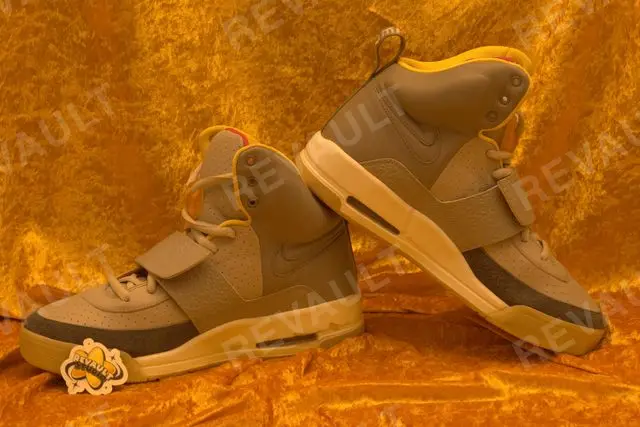 Yeezy ZEN LOOK SEE Prototype 2008 Kanye West — NIKE x YEEZY — Revault Studio